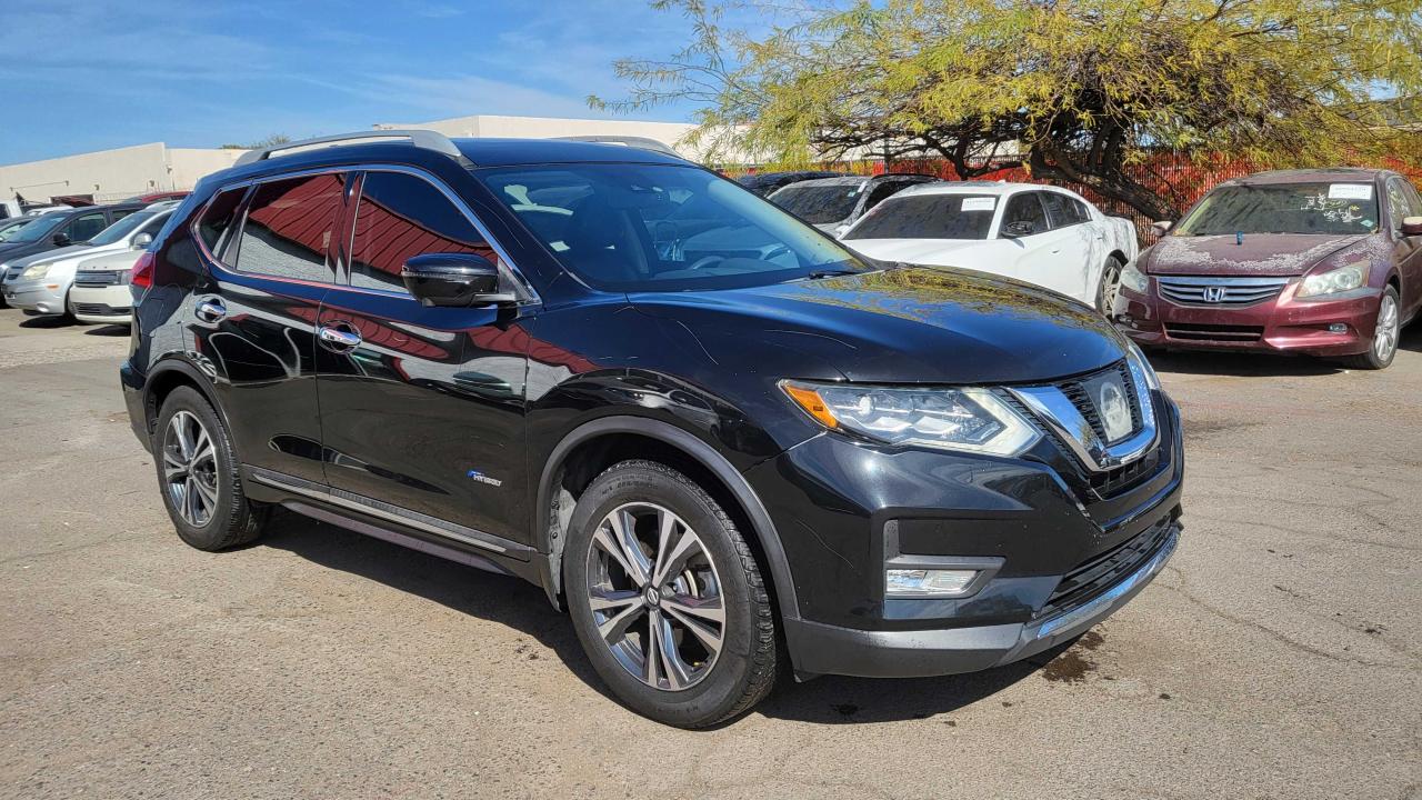 5N1ET2MT4HC786131 NISSAN ROGUE SV H 2017