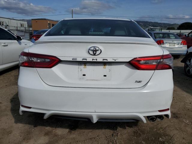 2018 TOYOTA CAMRY L - 4T1B11HK2JU677770