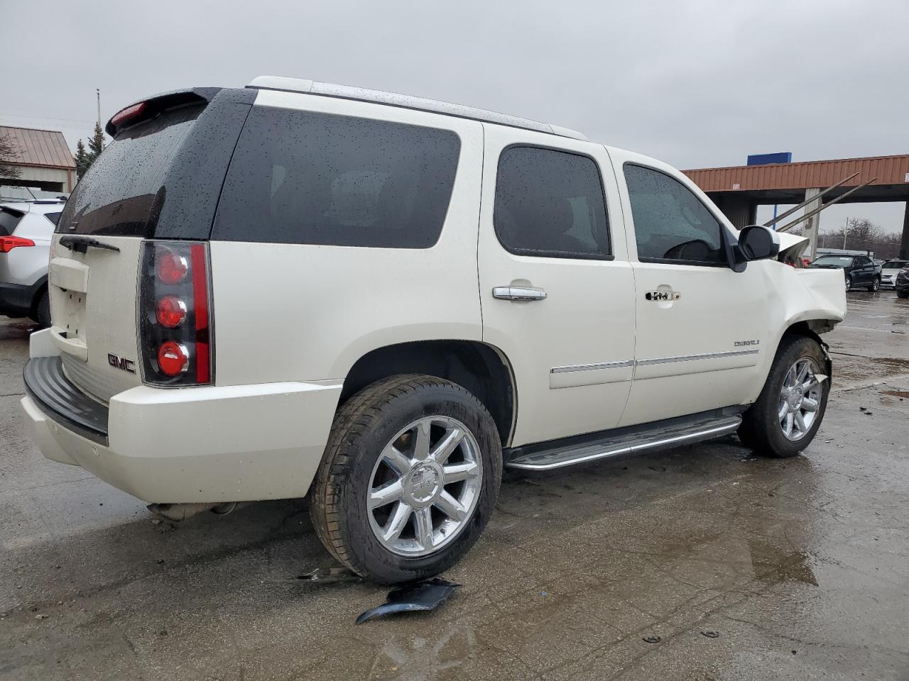 GMC YUKON DENALI