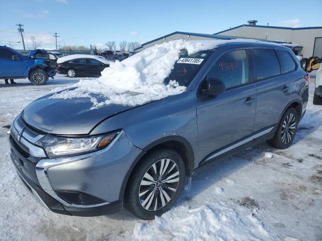 MITSUBISHI OUTLANDER 2019 silver  gas JA4AZ3A38KZ013060 photo #1