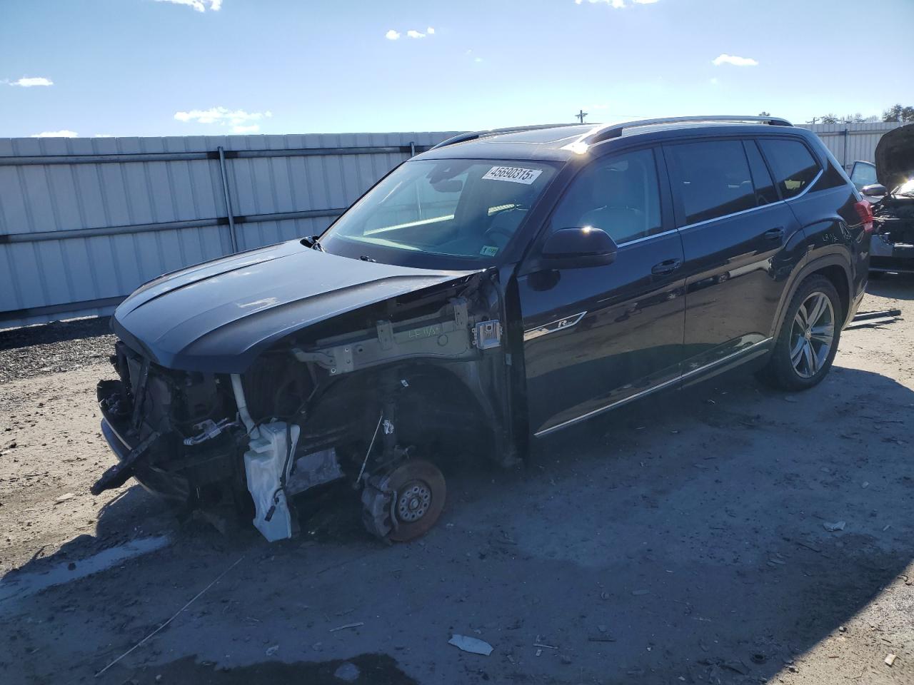 1V2XR2CA4KC593642 VOLKSWAGEN ATLAS SE 2019