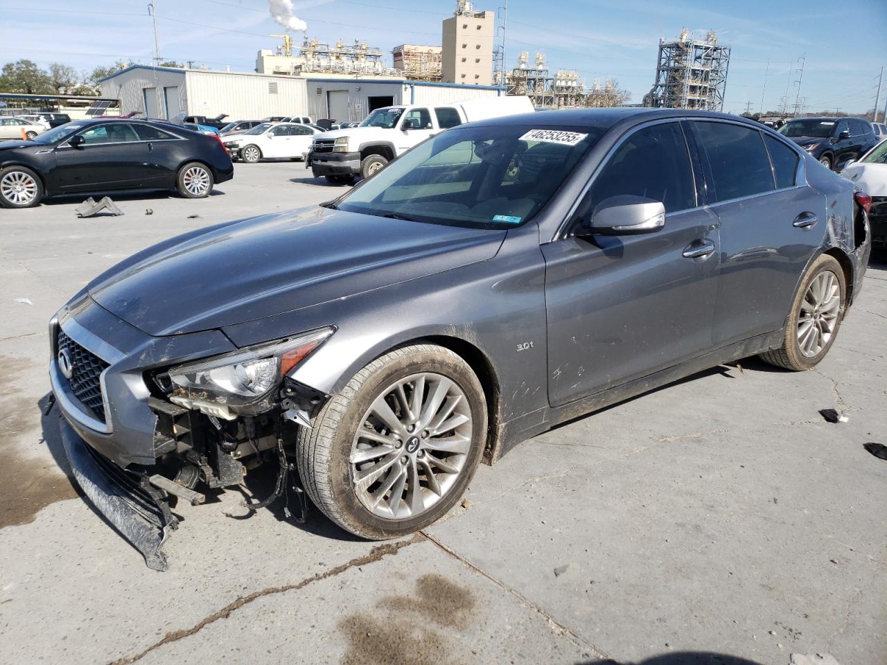 INFINITI Q50 LUXE