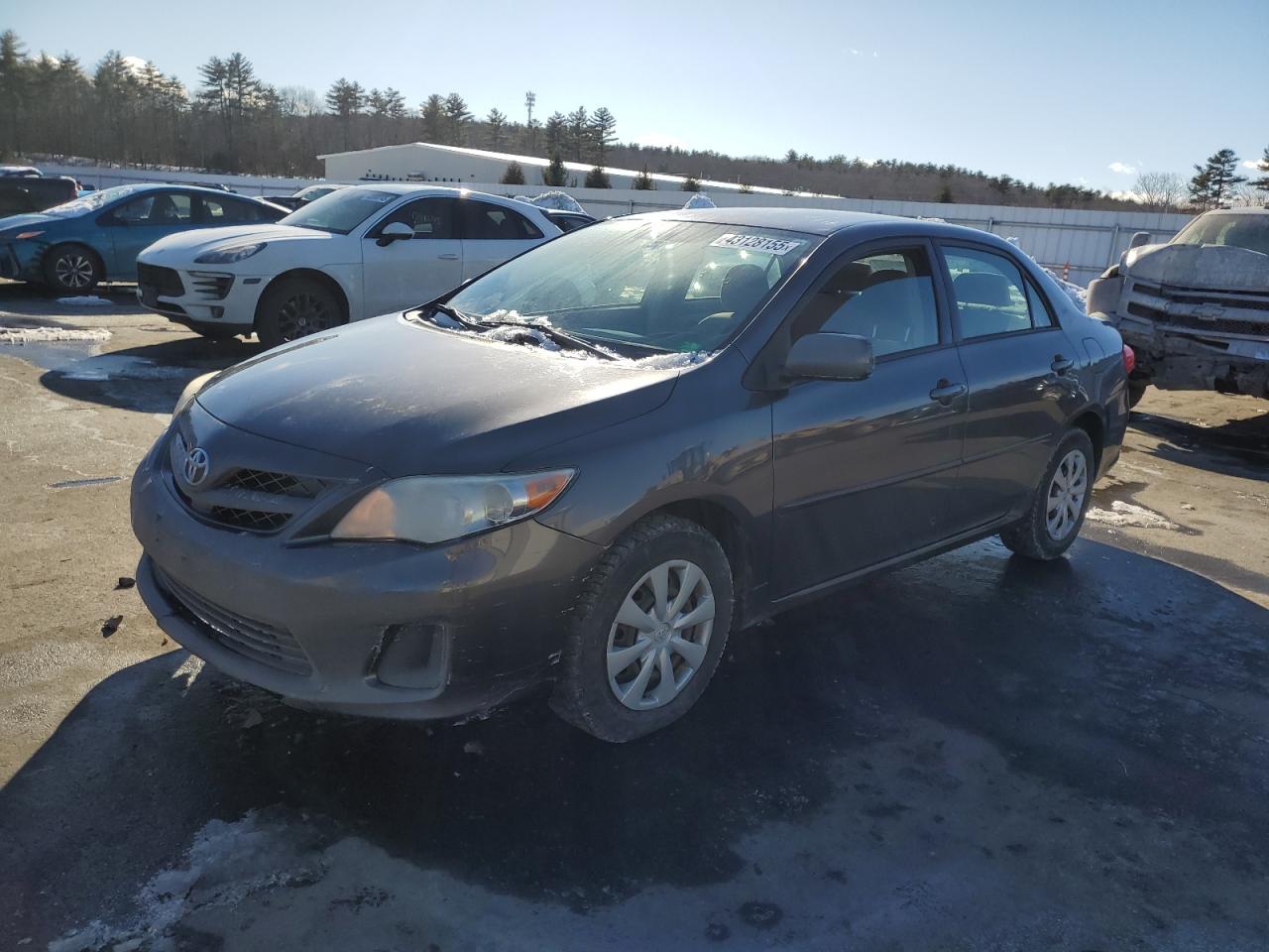TOYOTA COROLLA BASE