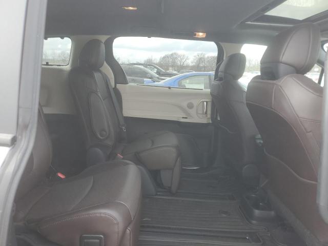 2022 TOYOTA SIENNA LIM - 5TDERKEC3NS135567