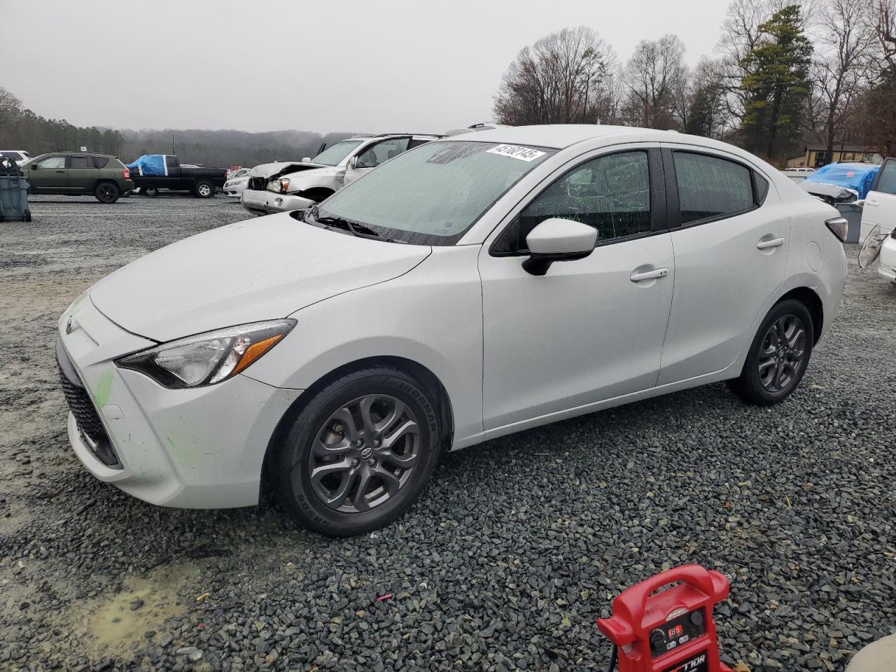 3MYDLBYV9LY715570 TOYOTA YARIS L 2020