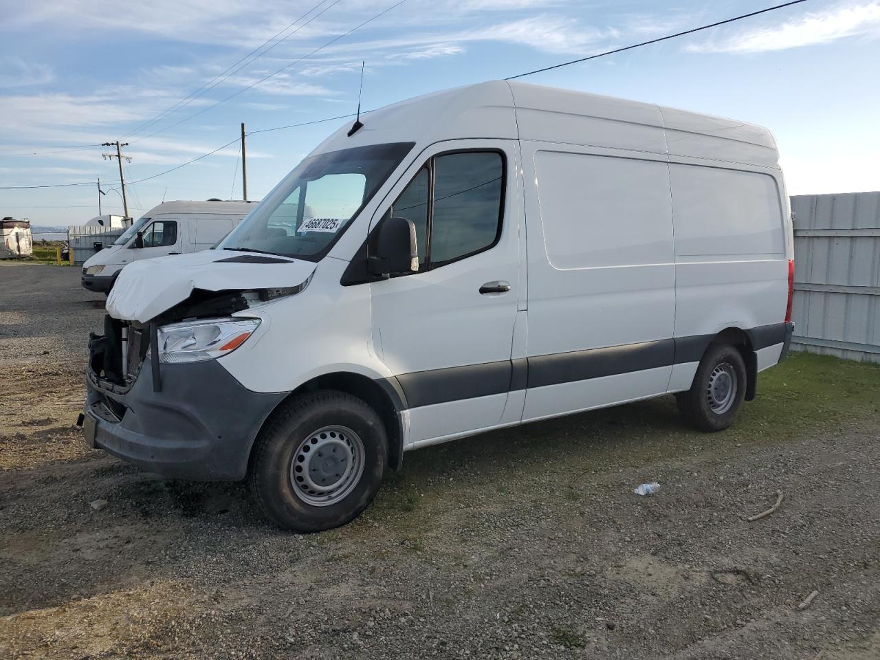 MERCEDES-BENZ SPRINTER 2500