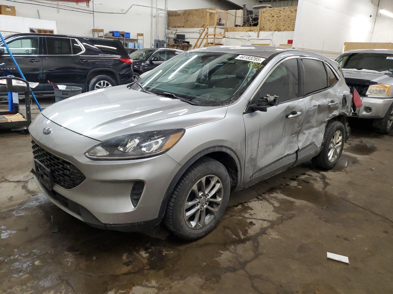 1FMCU9G67MUA01141 FORD ESCAPE SE 2021