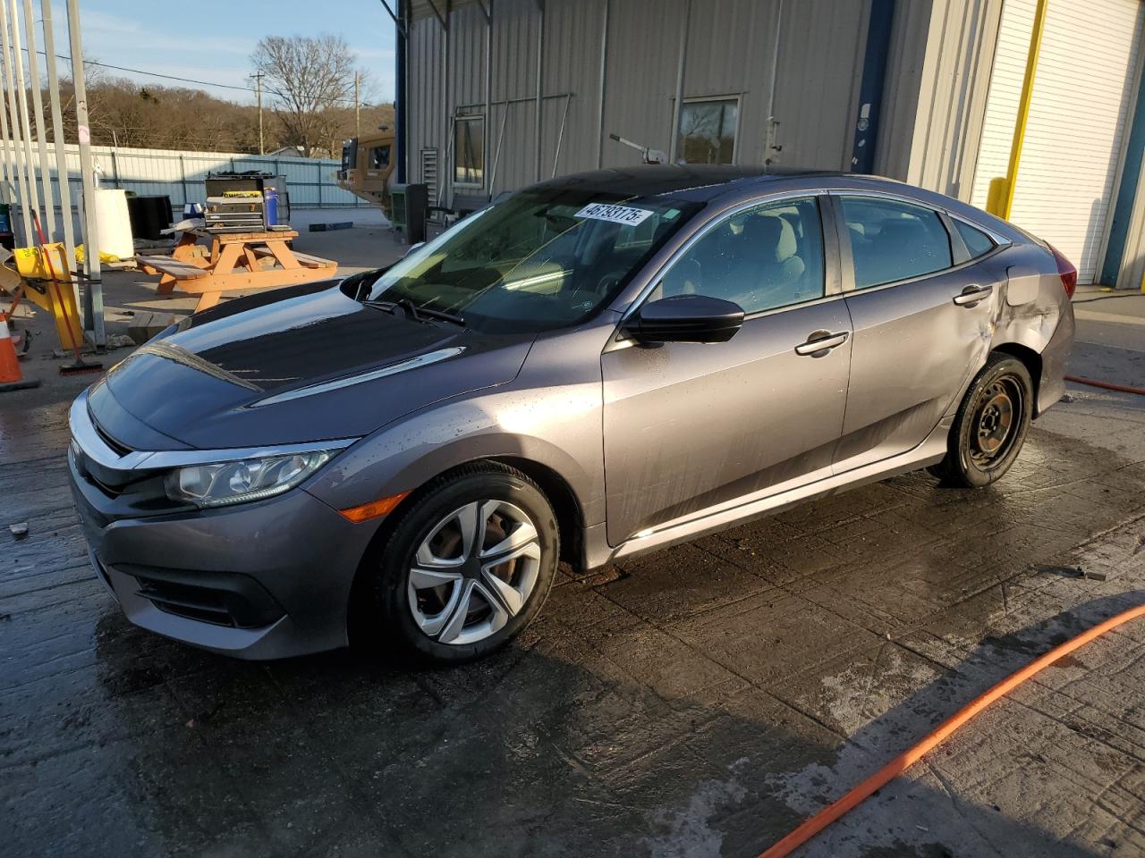 19XFC2F52HE065564 HONDA CIVIC LX 2017