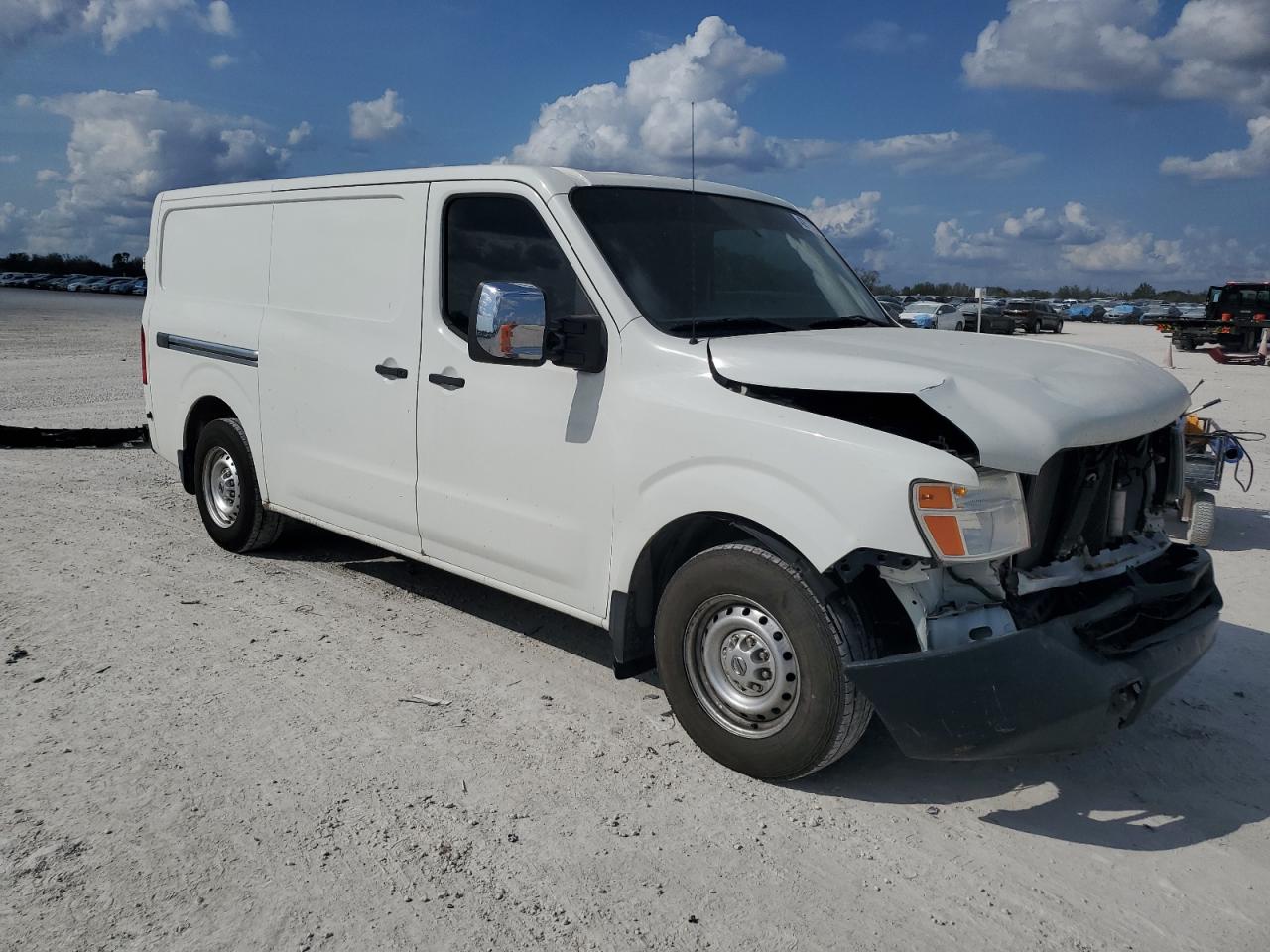 NISSAN NV1500 1500 S