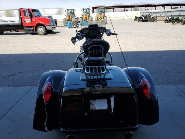 2018 INDIAN MOTORCYCLE CO. CHIEFTAIN - 56KTFAAA7J3361843