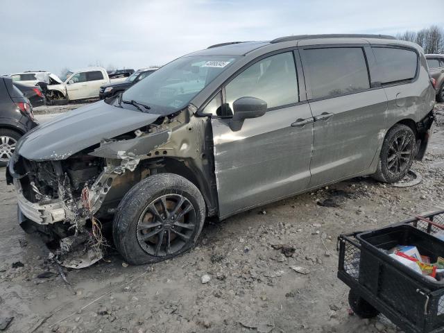 Vin: 2c4rc3bg4lr260325, lot: 45895345, chrysler pacifica touring l 2020 img_1