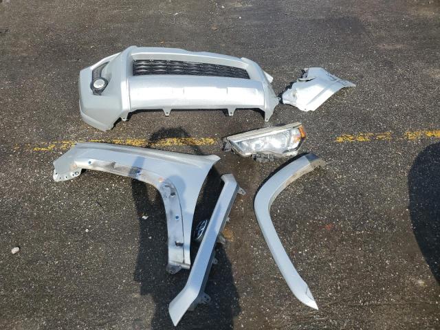 2017 TOYOTA 4RUNNER SR - JTEZU5JR8H5157601