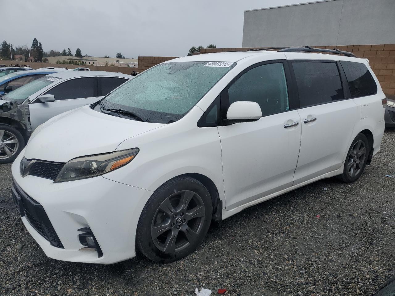 5TDXZ3DC5KS994610 TOYOTA SIENNA SE 2019