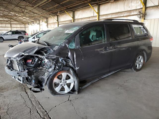 TOYOTA SIENNA LE