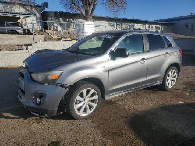 MITSUBISHI OUTLANDER