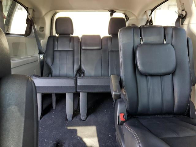 2016 CHRYSLER TOWN & COU - 2C4RC1BG1GR282602