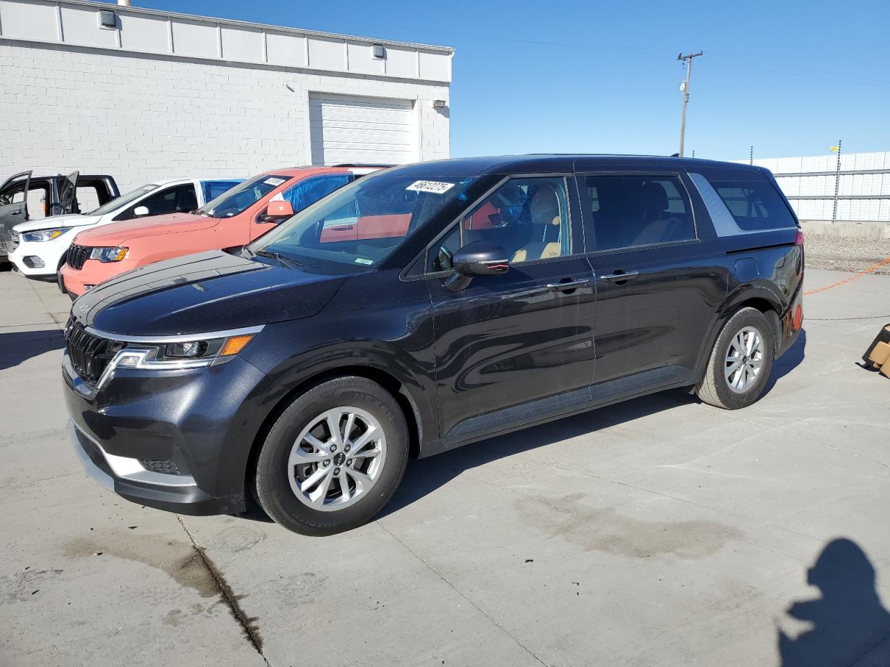 KIA CARNIVAL LX