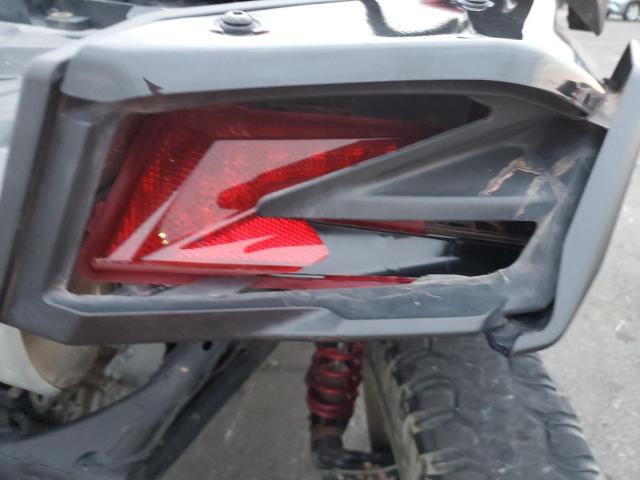 2021 CAN-AM MAVERICK - 3JBVNAV44MK002652