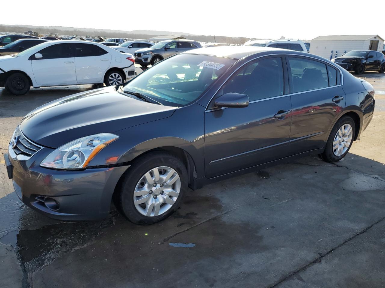 NISSAN ALTIMA BASE