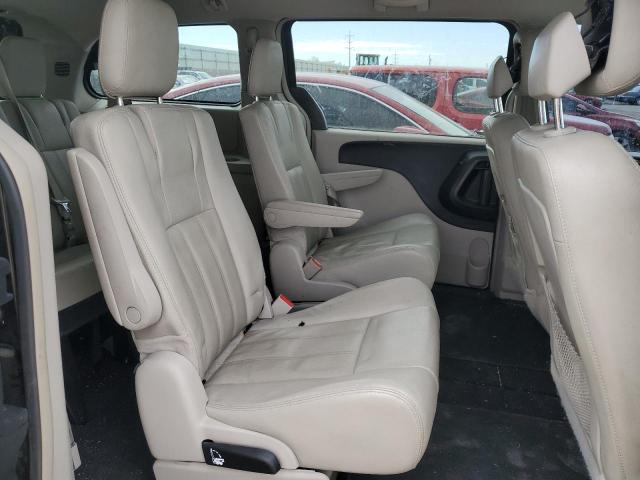 2015 CHRYSLER TOWN & COU - 2C4RC1BG6FR695338