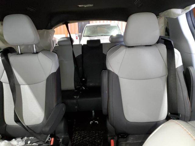 2024 TOYOTA SIENNA LE - 5TDGSKFC0RS146883
