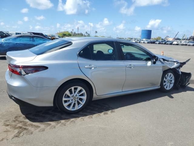 Vin: 4t1c11ak1ru883799, lot: 47499045, toyota camry le 20243