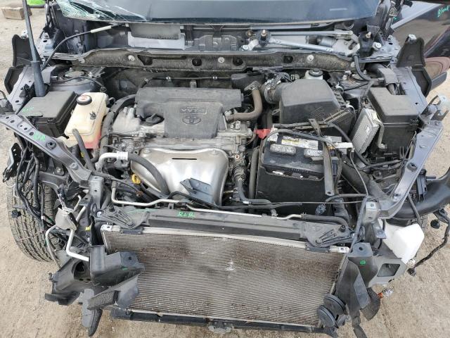 2018 TOYOTA RAV4 LE - JTMZFREV0JJ737645