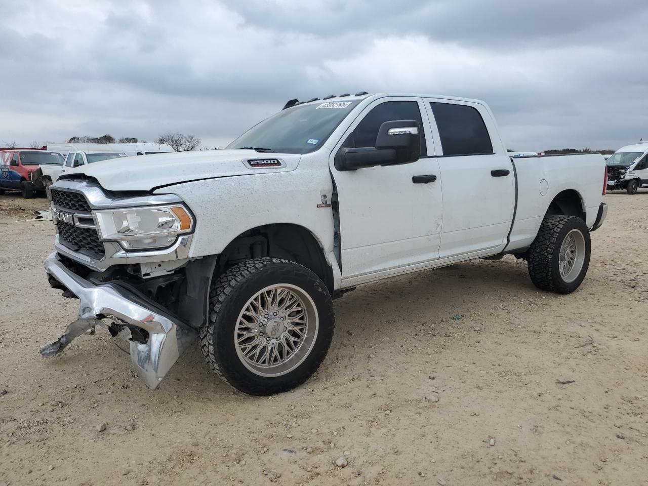RAM 2500 TRADESMAN