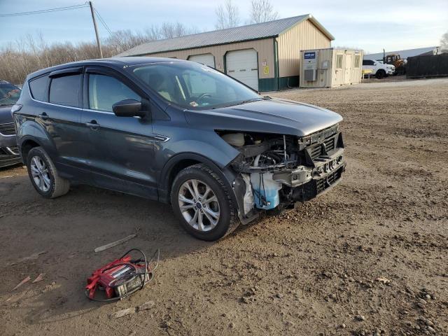 2017 FORD ESCAPE SE - 1FMCU0GD0HUB20519