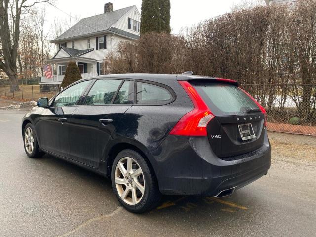 2015 VOLVO V60 YV126MEAXF1192816