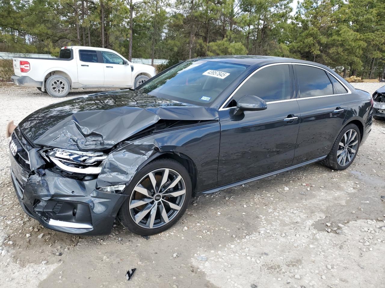 WAUBBAF46NN002300 AUDI A4 PREMIUM 2022