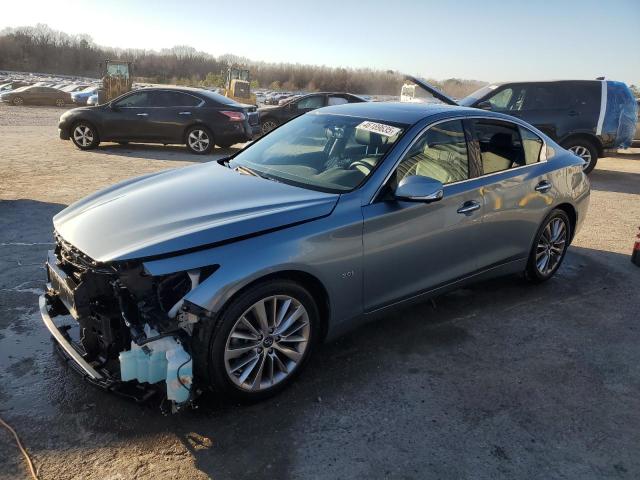 INFINITI Q50 LUXE