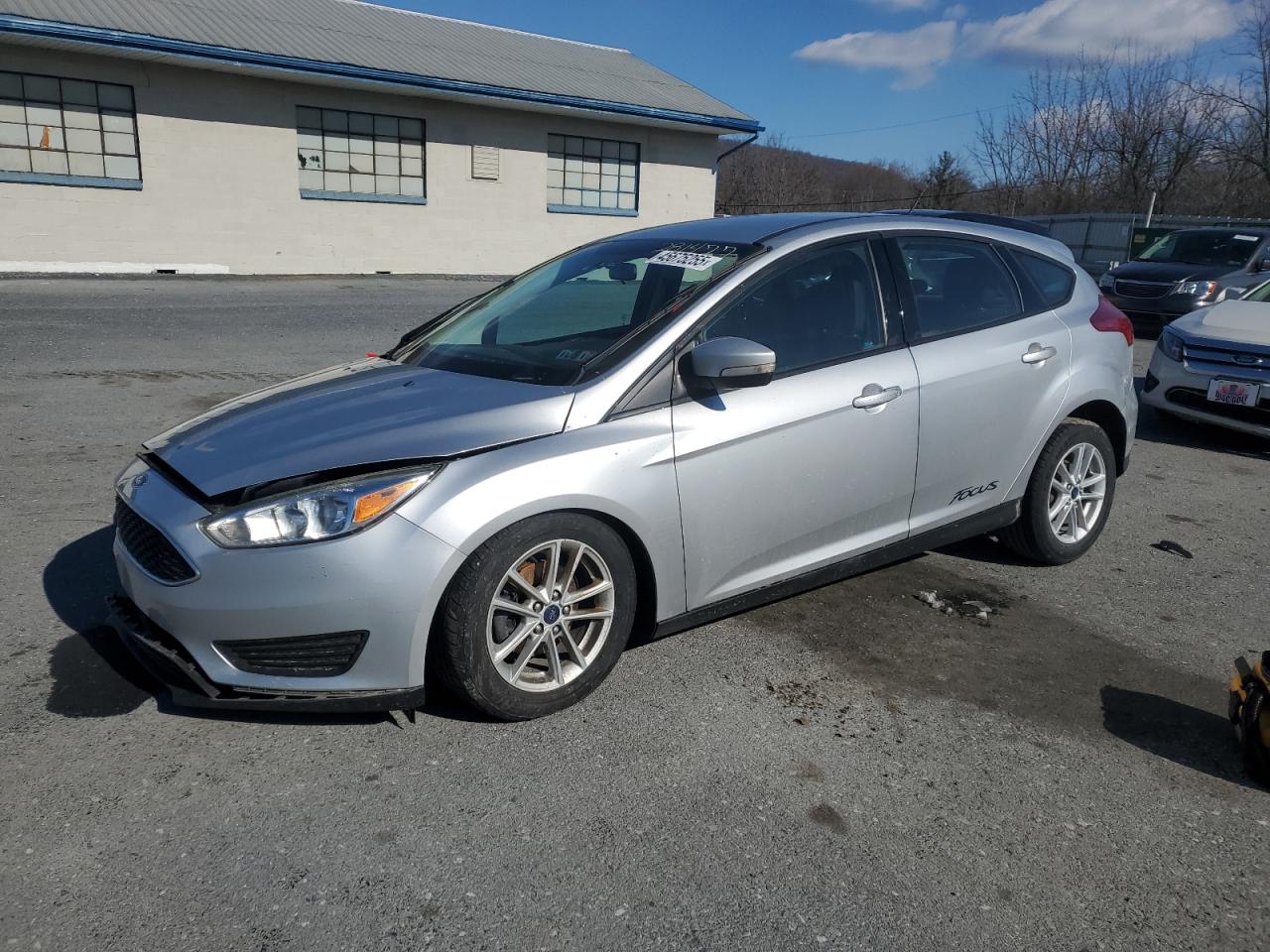 1FADP3K2XHL281477 FORD FOCUS SE 2017