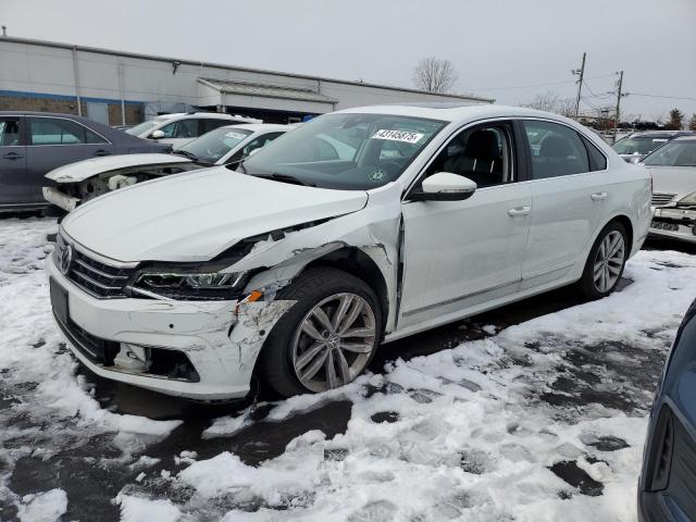 2018 VOLKSWAGEN PASSAT SEL 1VWCA7A33JC002673