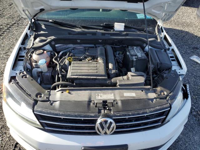 2018 VOLKSWAGEN JETTA SE 3VWDB7AJ7JM217505