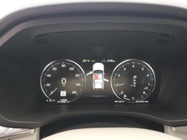 2020 VOLVO XC60 T5 MO YV4102RK1L1417904