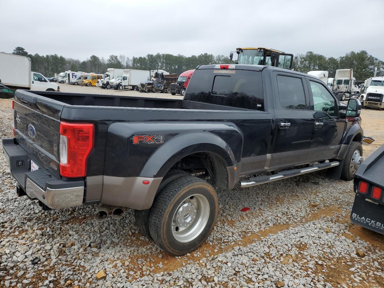 FORD F-450 SUPER DUTY