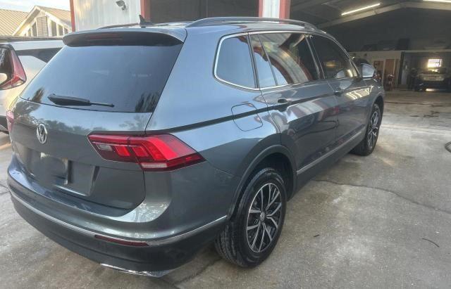 VOLKSWAGEN TIGUAN SE 2021 gray  gas 3VV3B7AX1MM087259 photo #4