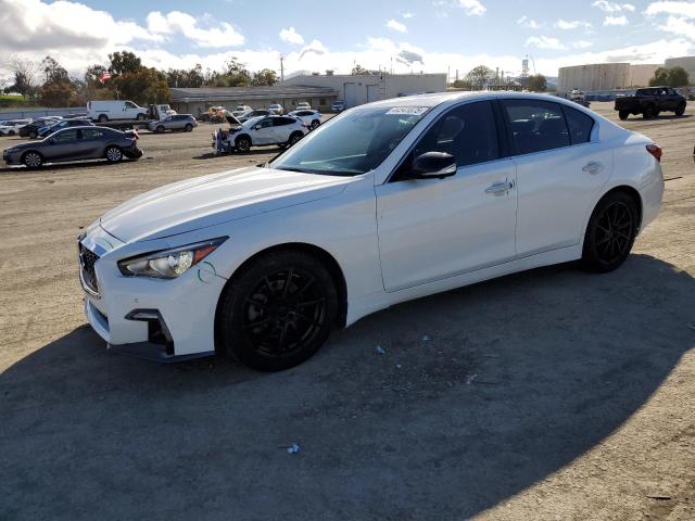 INFINITI Q50 LUXE