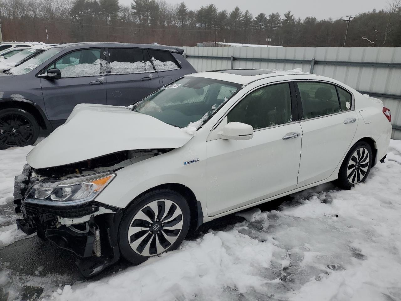 JHMCR6F59HC001374 HONDA ACCORD HYB 2017