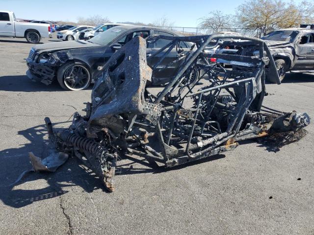 CAN-AM MAVERICK X 2020 orange  gas 3JBVVAV46LK001940 photo #3
