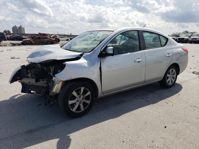 NISSAN VERSA S