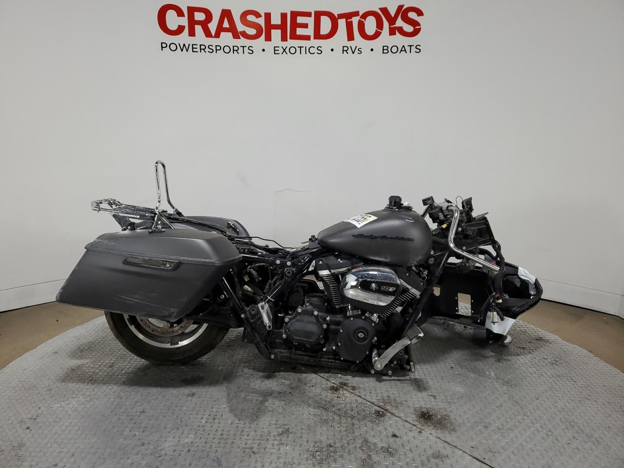 1HD1KHC16JB613164 HARLEY-DAVIDSON FLTRX ROAD 2018