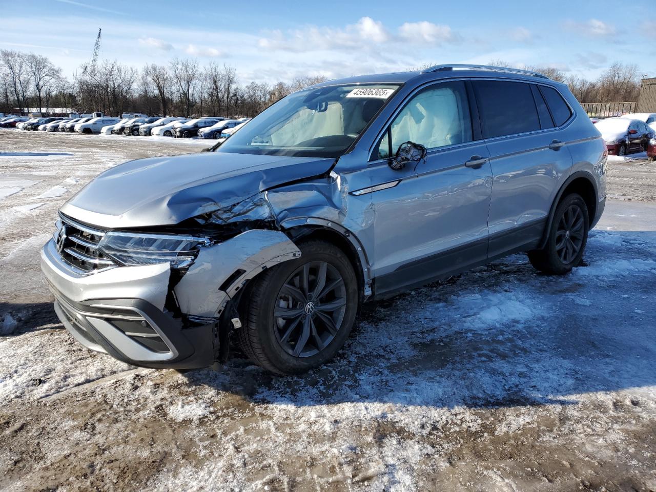 VOLKSWAGEN TIGUAN SE