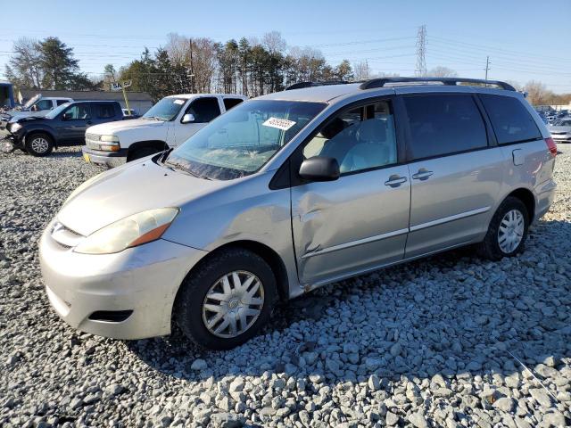 TOYOTA SIENNA CE