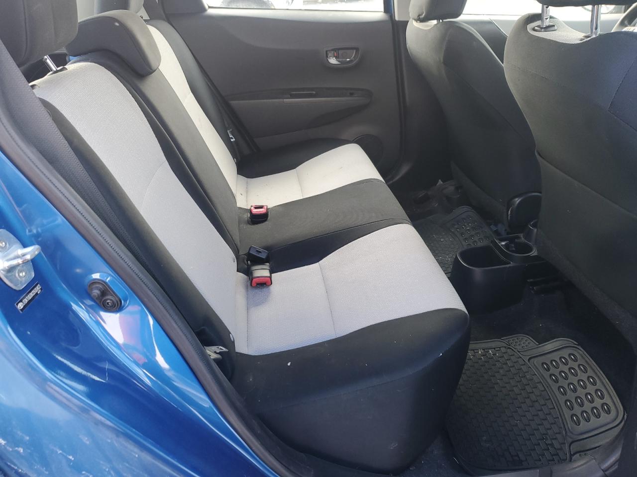 Toyota Yaris 2012