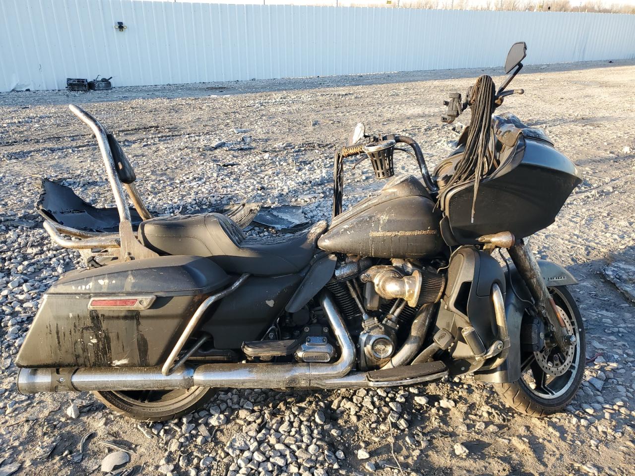 1HD1KZF10MB627406 HARLEY-DAVIDSON FLTRK 2021