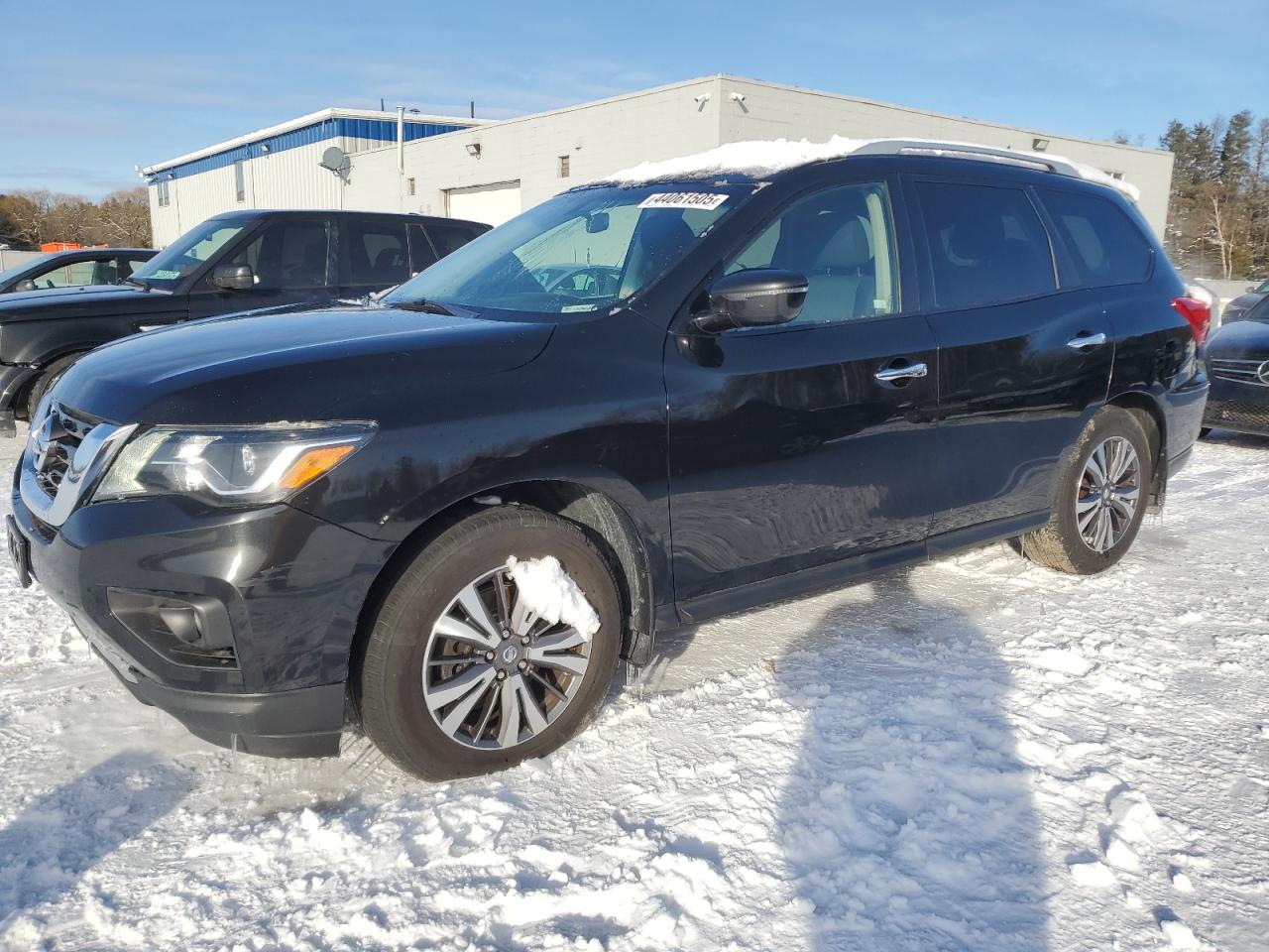 NISSAN PATHFINDER S
