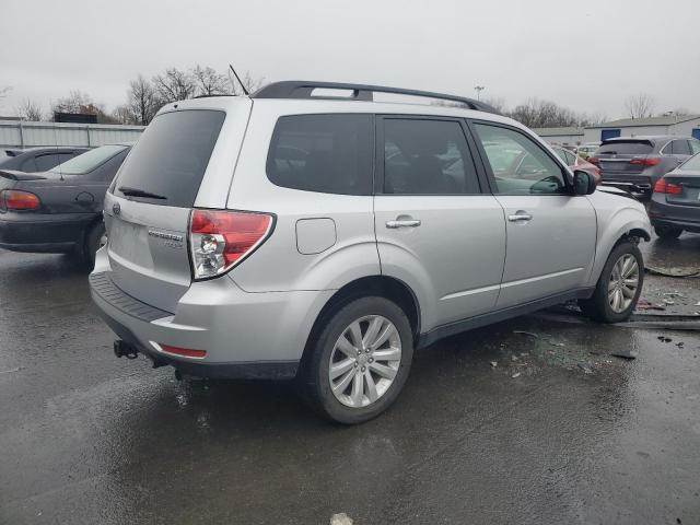 Vin: jf2shafc5bh719789, lot: 44057775, subaru forester limited 20113
