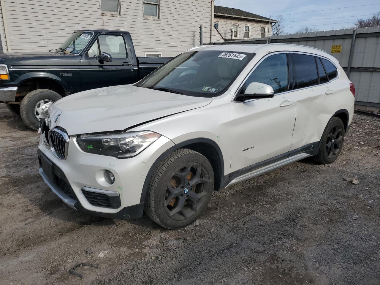 WBXHT3C39J5L24718 BMW X1 XDRIVE2 2018